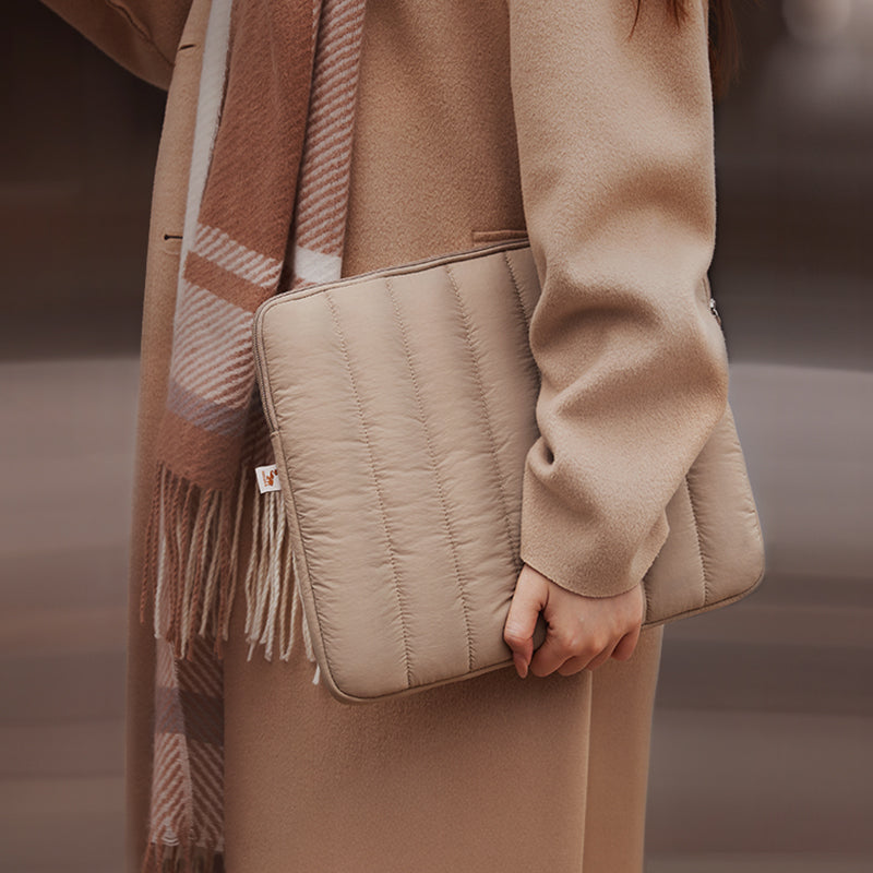 OIWAS 14β Laptop Sleeve