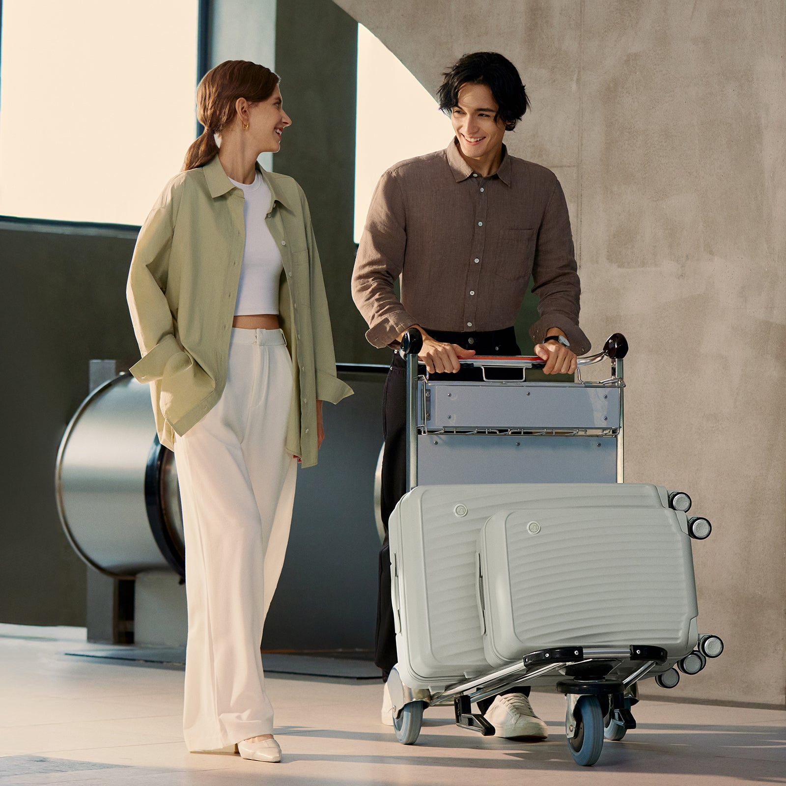 SMOOTH 20”Carry On Luggage 24”/28” Check In Luggage