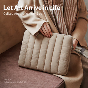 OIWAS-14inch-Laptop-Sleeve-Lifestyle-03