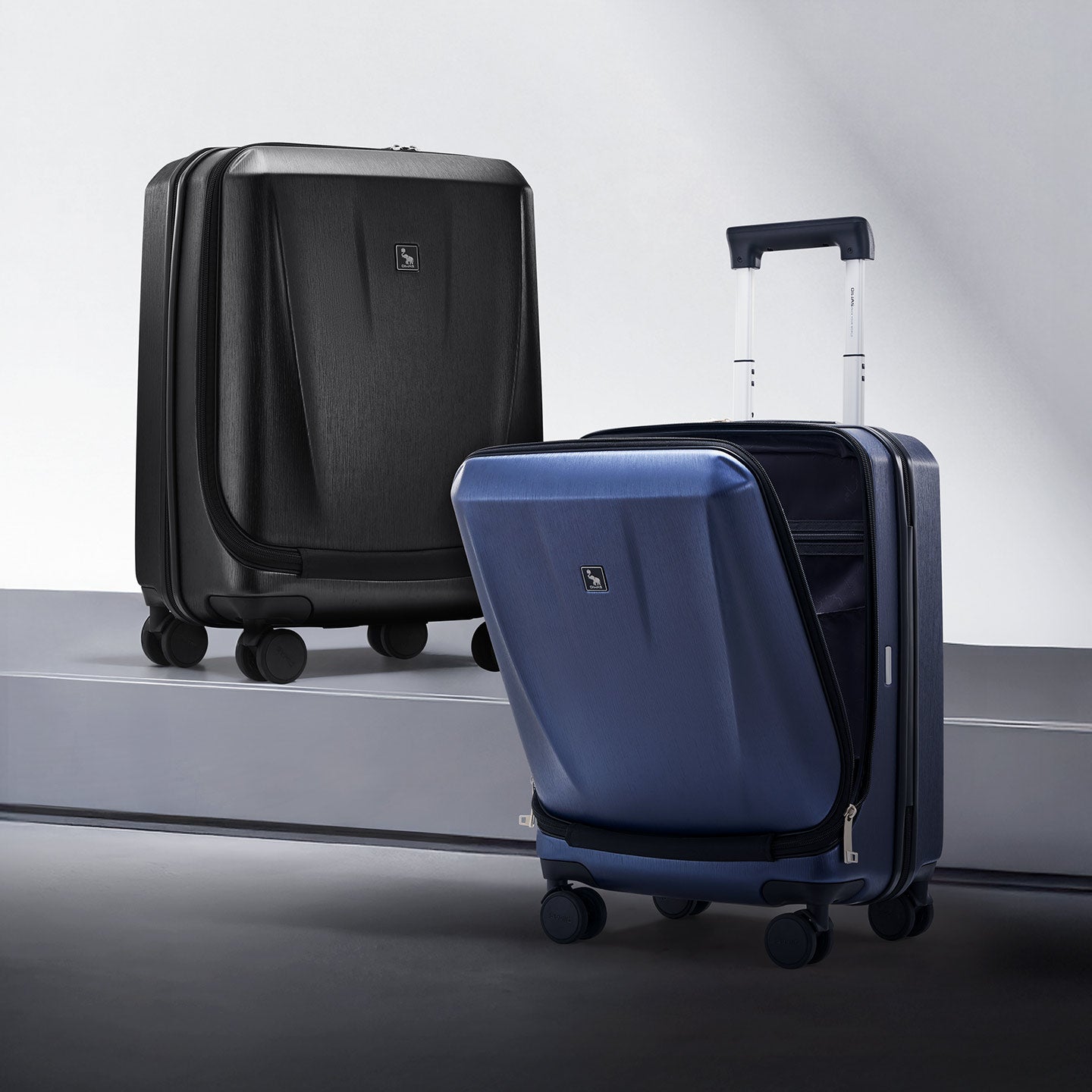 Front-Opening Checked Luggage with 17.3" Laptop Compartment