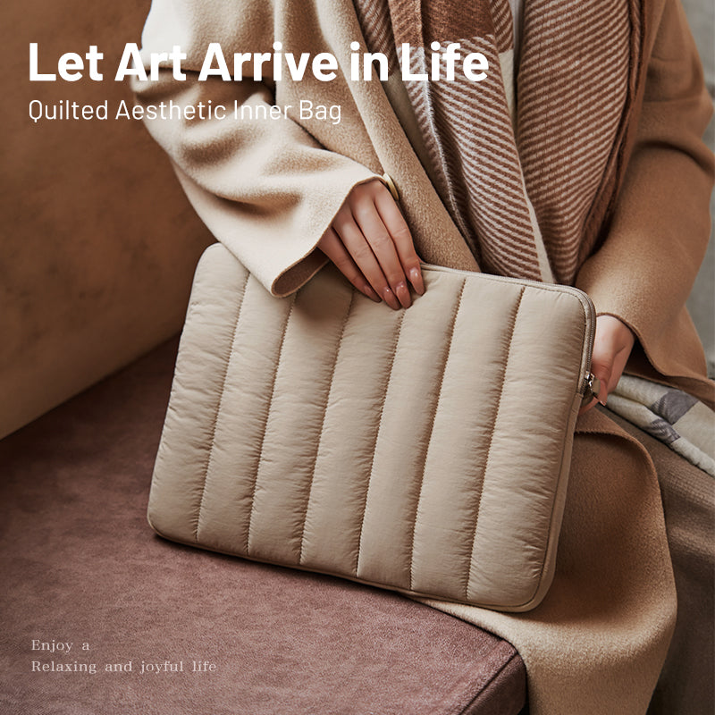 OIWAS-14inch-Laptop-Sleeve-Lifestyle-03