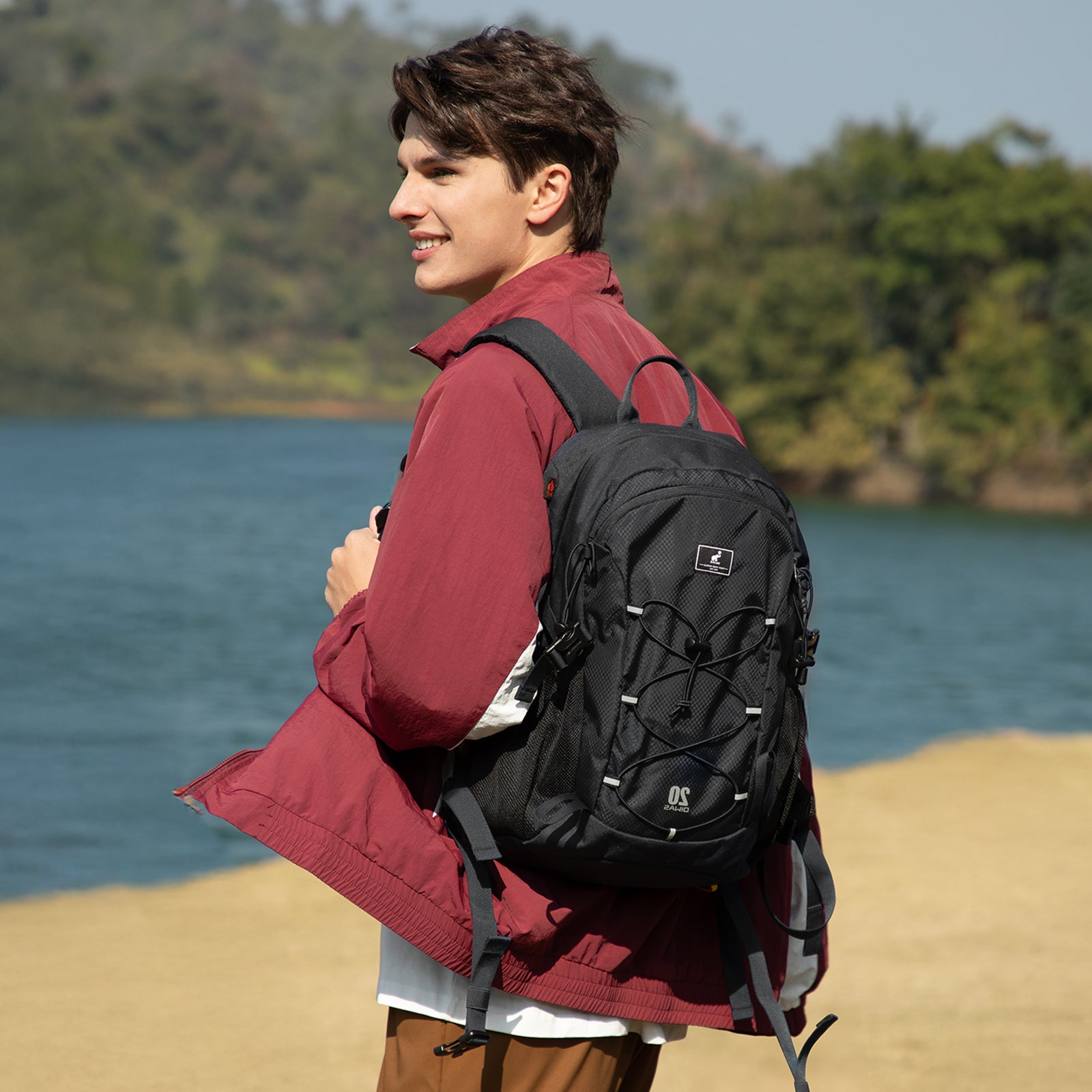 OIWAS-20L-Hiking-Backpack-Black-Lifestyle