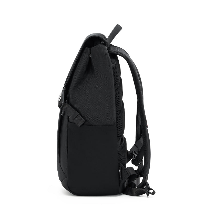 OIWAS-AEROFANT-Laptop-Backpack-Side