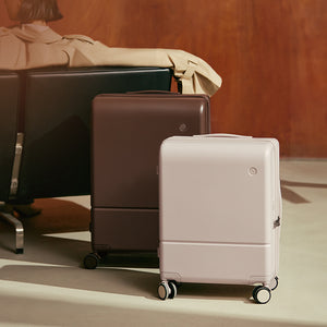 OIWAS-Cloude-CarryOn-Luggage-Scene-01