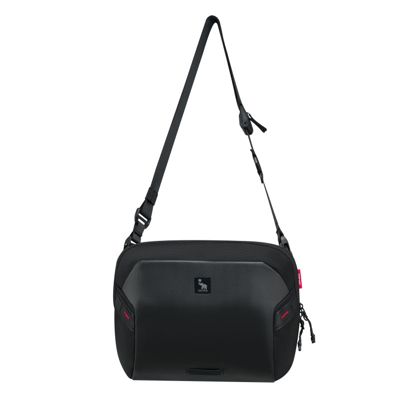 Subtly crafted practical aesthetics, steady rhythm for daily commutes, silently safeguarding every journey - OIWAS ELEPHANTOM Messenger Bag