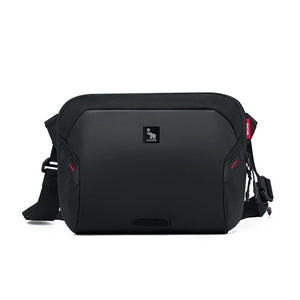 Front view of OIWAS ELEPHANTOM Medium messenger bag—perfect balance of capacity and portability