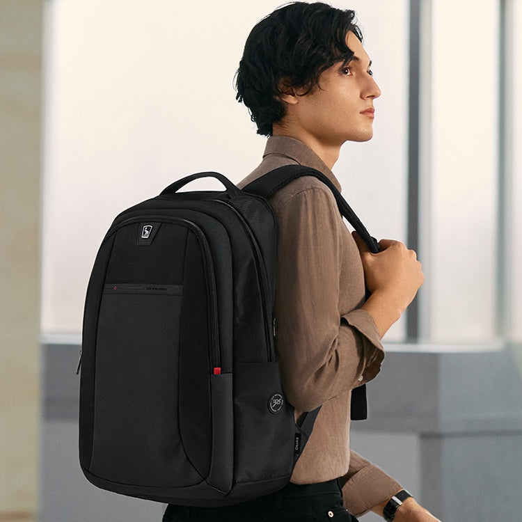 OIWAS-GEMINI-Business-Laptop-Backpack-Lifestyle