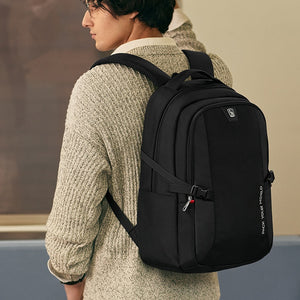 OIWAS-GEMINI-Multi-Use-Laptop-Backpack-Liifestyle-02