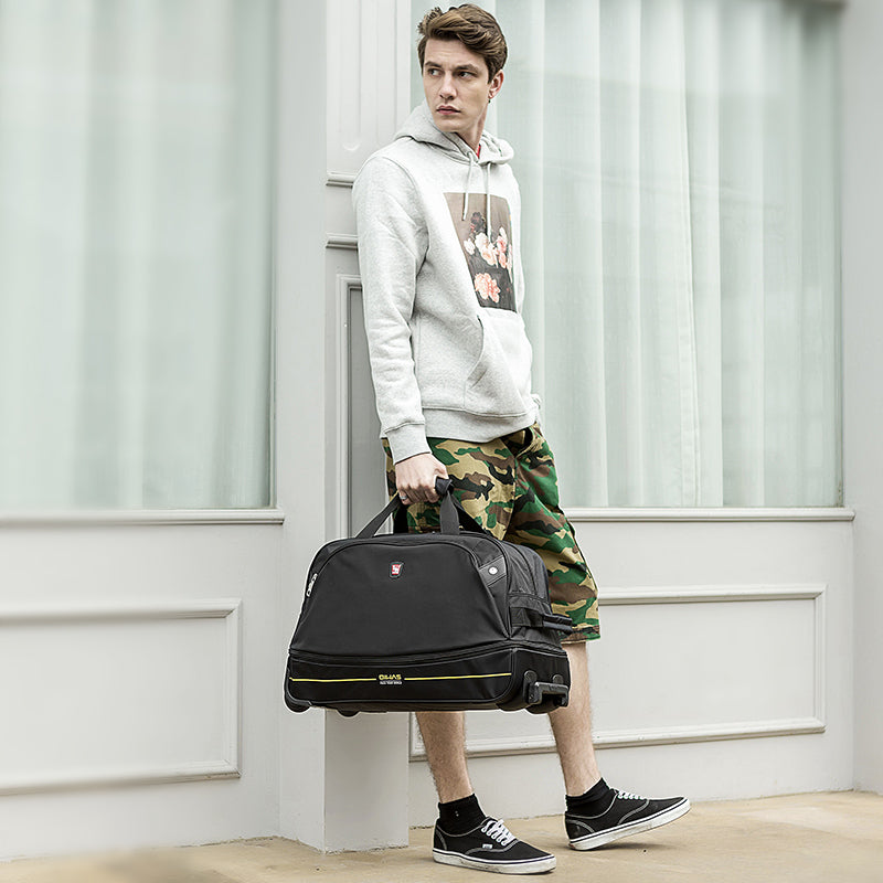 OIWAS-Rolling-Duffle-Bag-Lifestyle-05