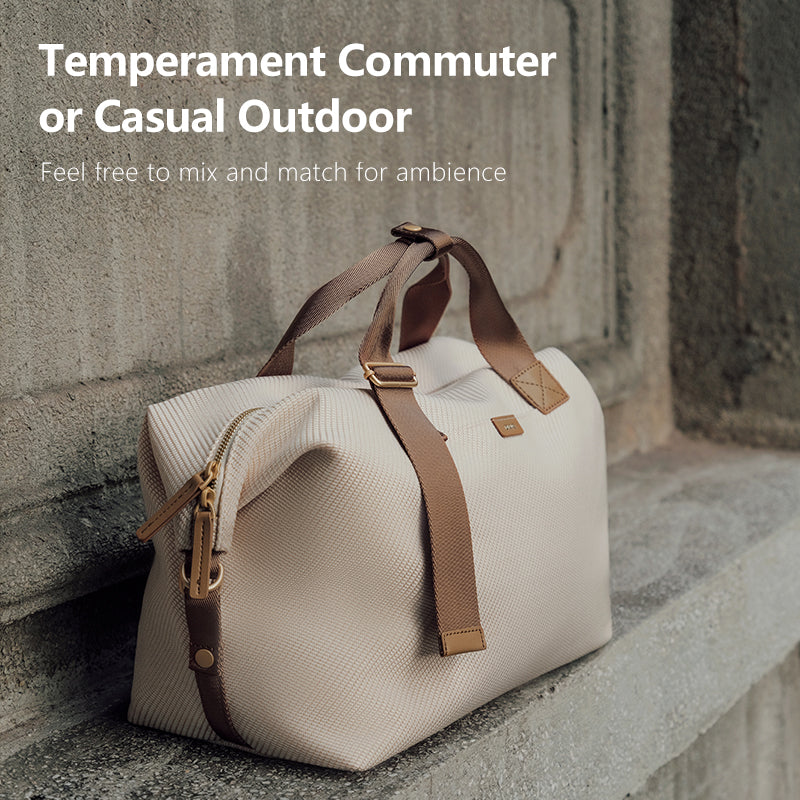 OIWAS-Travel-Bag-Beige-Scene