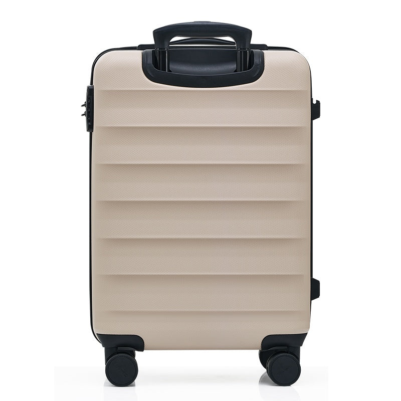 OIWAS CROSSWALK collection luggage in sleek design, featuring a durable polycarbonate shell ideal for both business and leisure travel