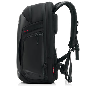 OIWAS 17" laptop backpack, shockproof and water-resistant, adjustable shoulder straps provide a custom fit